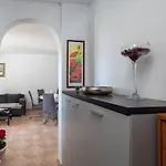 Lucy In Apartment *